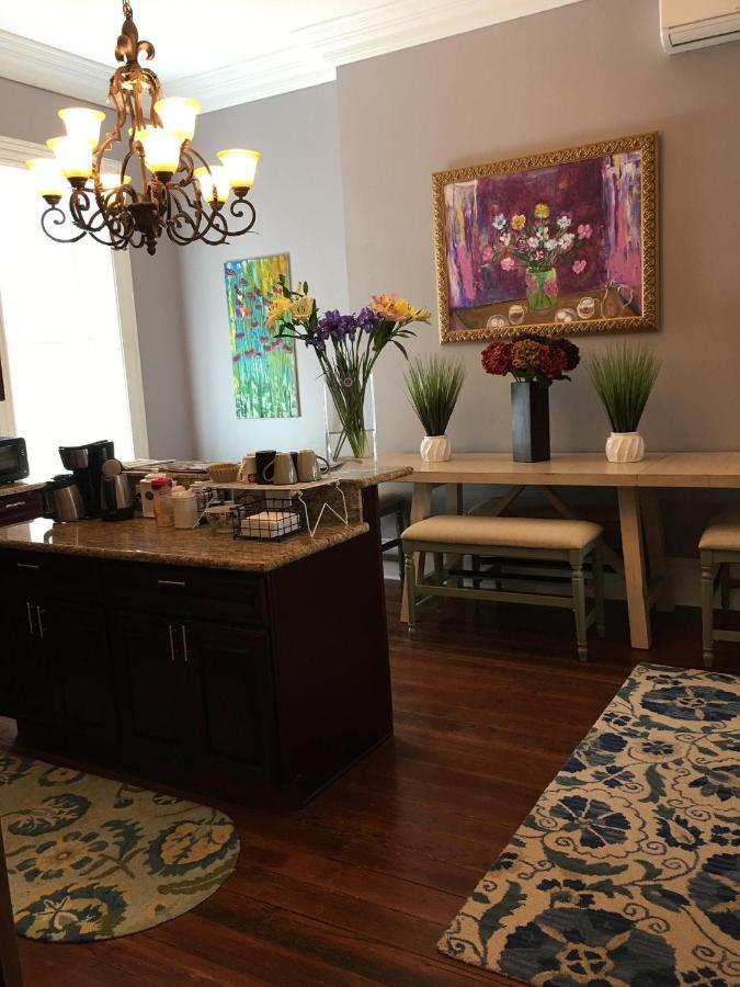 Wg Creole House 1850 Hotel New Orleans Buitenkant foto